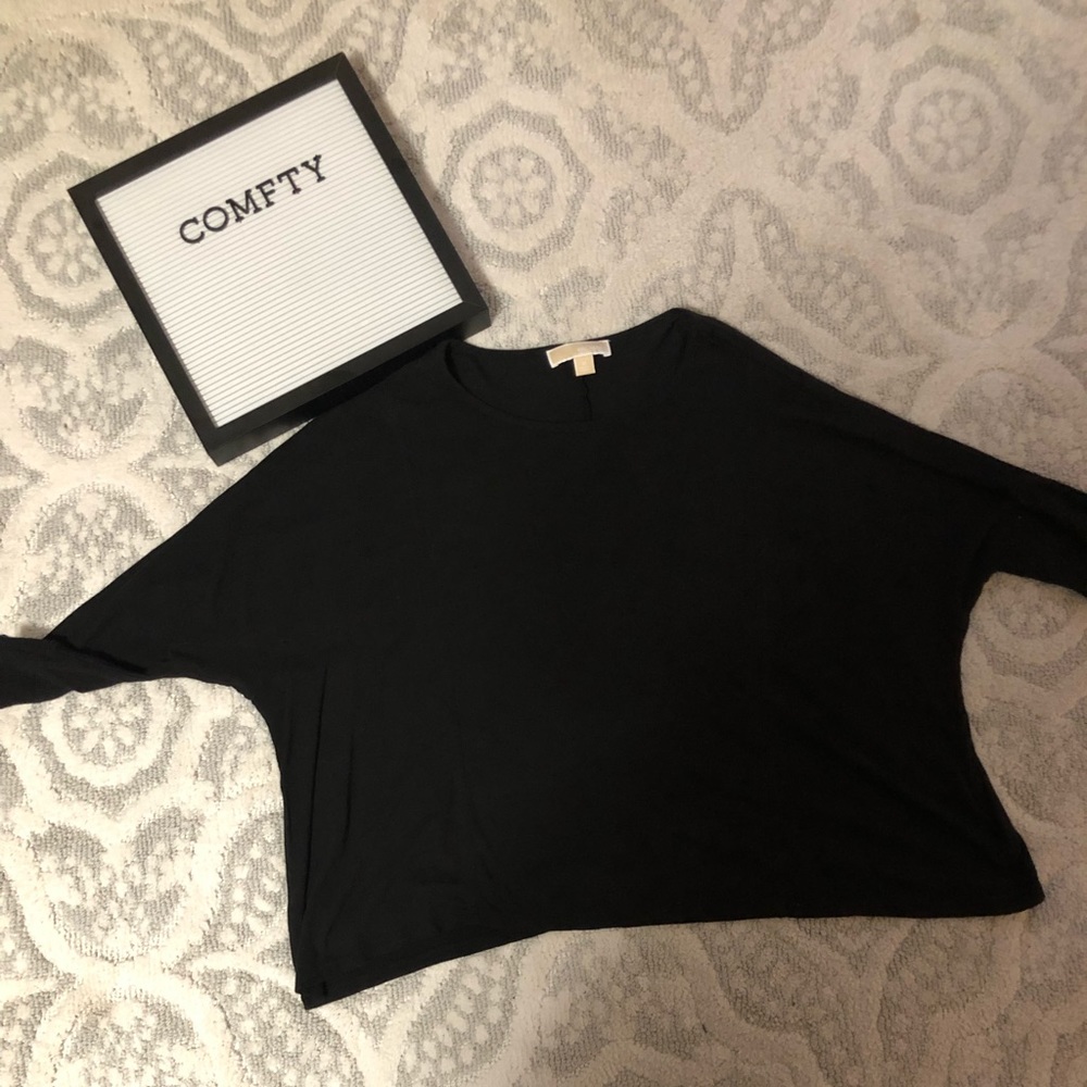 Black Michael Kors comfy tee